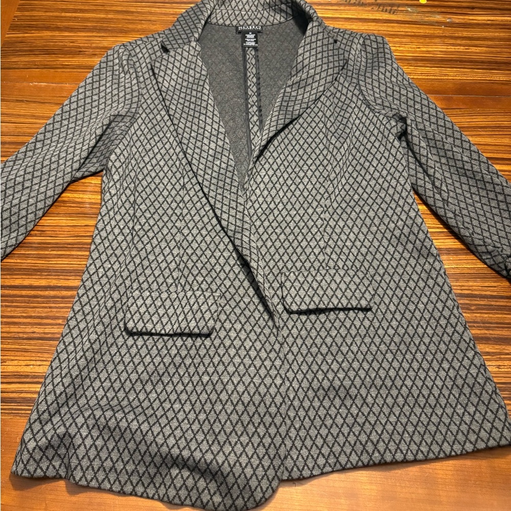 Soho Apparel Women's blazer in Black and Gray Diamond Pattern - Picture 1 of 4